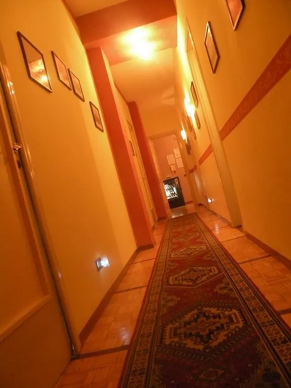 Hostel Josef Palermo Panzió